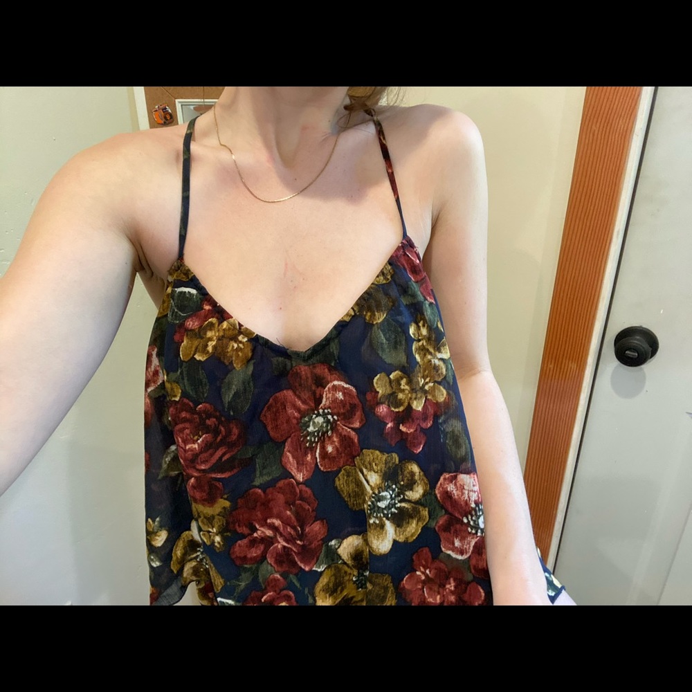 Abercrombie & Fitch top